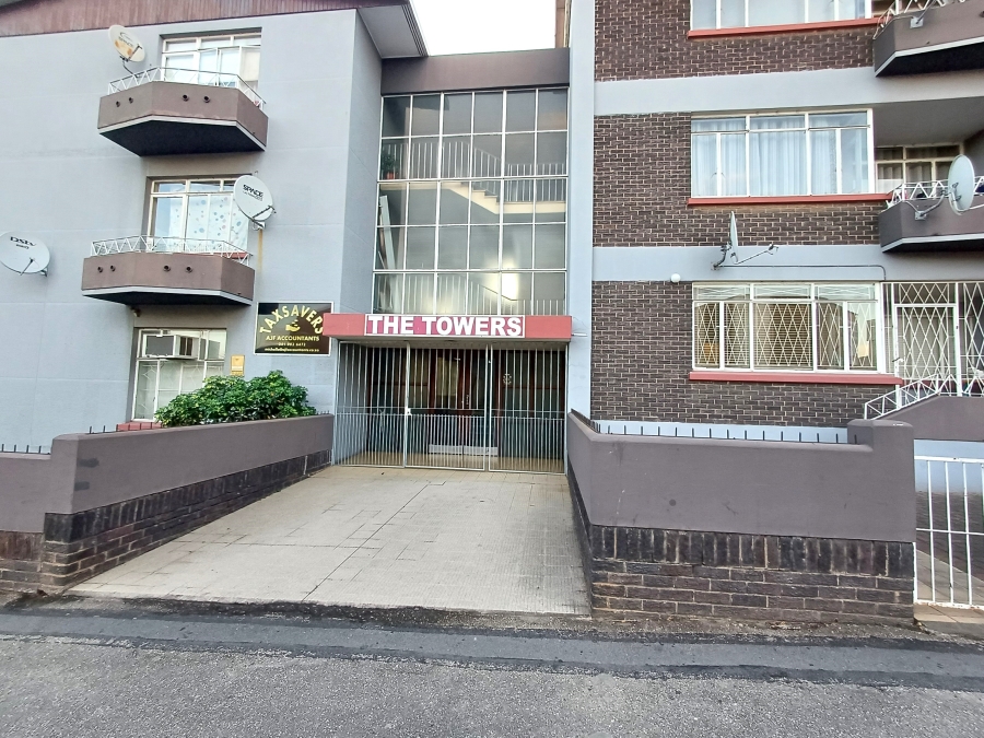 2 Bedroom Property for Sale in Uitenhage Central Eastern Cape